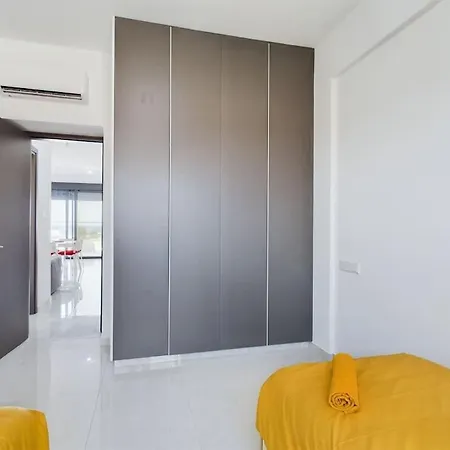 Apartmán Modern Only Steps From