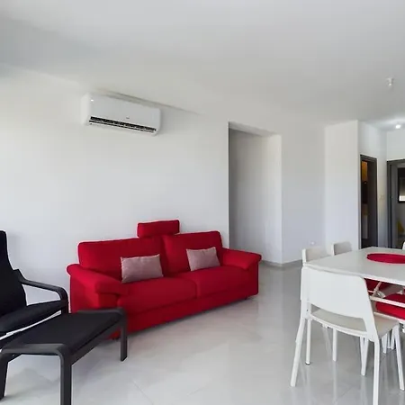 Lejlighed Modern Only Steps From Larnaca
